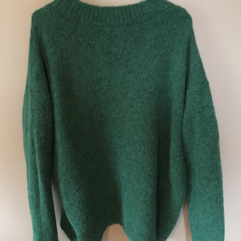 H & M oversized faux alpaca sweater - Picture 2 of 3